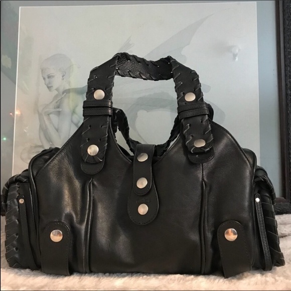 Chloe Handbags - like new Chloe Silverado bag